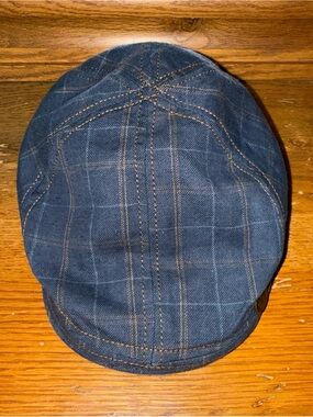 Goorin Bros. Plaid Flat Cap lined in Tan, Gray, Brown Size Medium